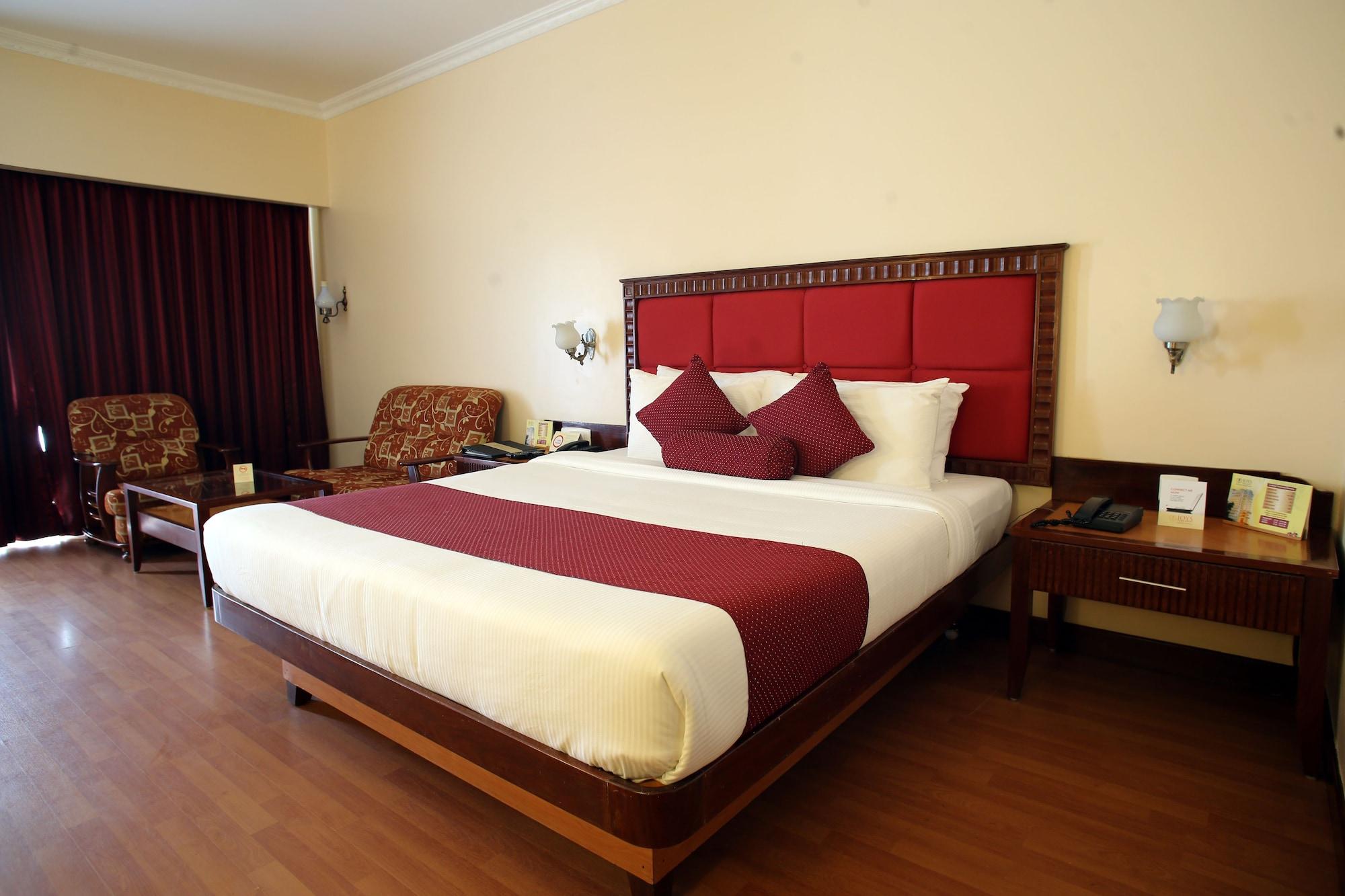 Joys Palace Hotel Thrissur Dış mekan fotoğraf