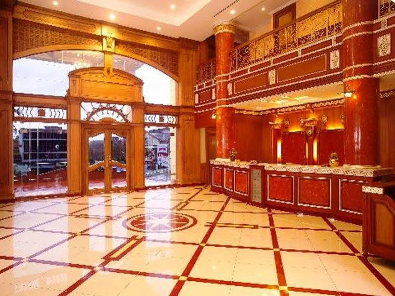 Joys Palace Hotel Thrissur Dış mekan fotoğraf