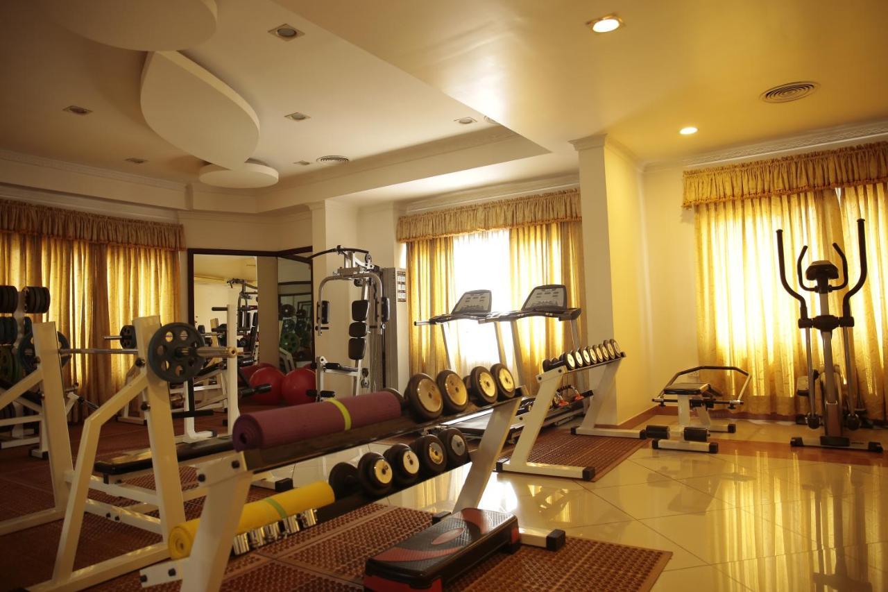 Joys Palace Hotel Thrissur Dış mekan fotoğraf
