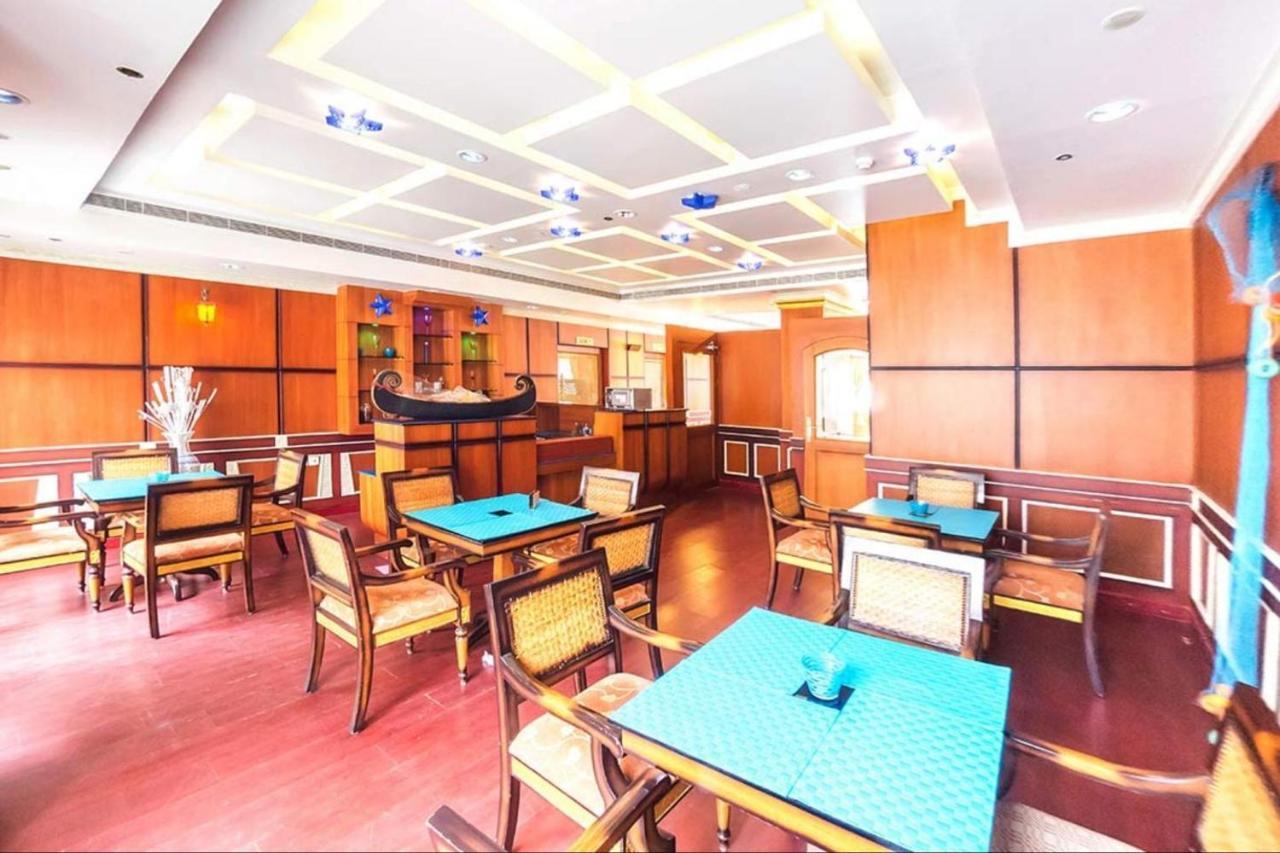 Joys Palace Hotel Thrissur Dış mekan fotoğraf