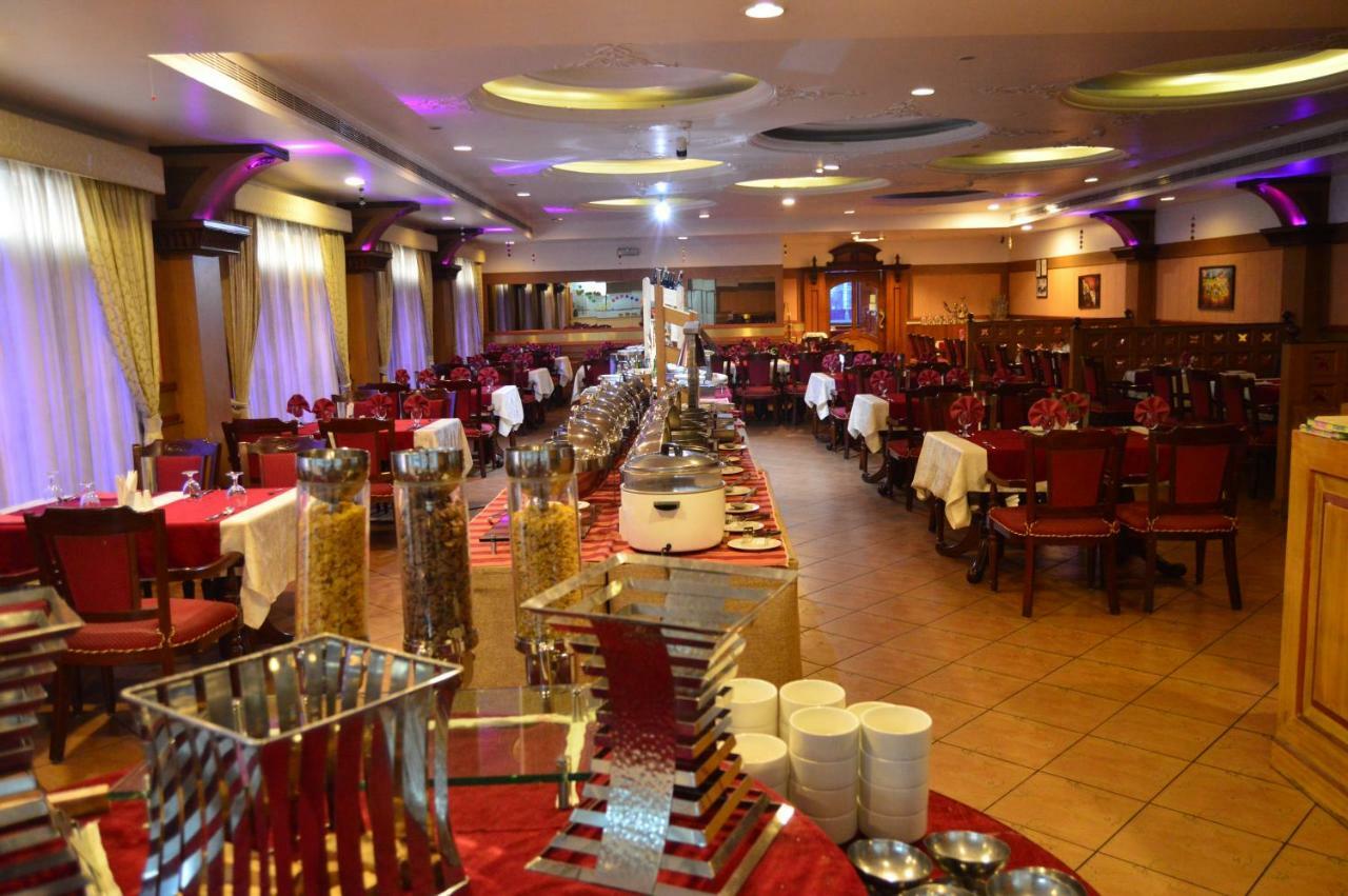 Joys Palace Hotel Thrissur Dış mekan fotoğraf